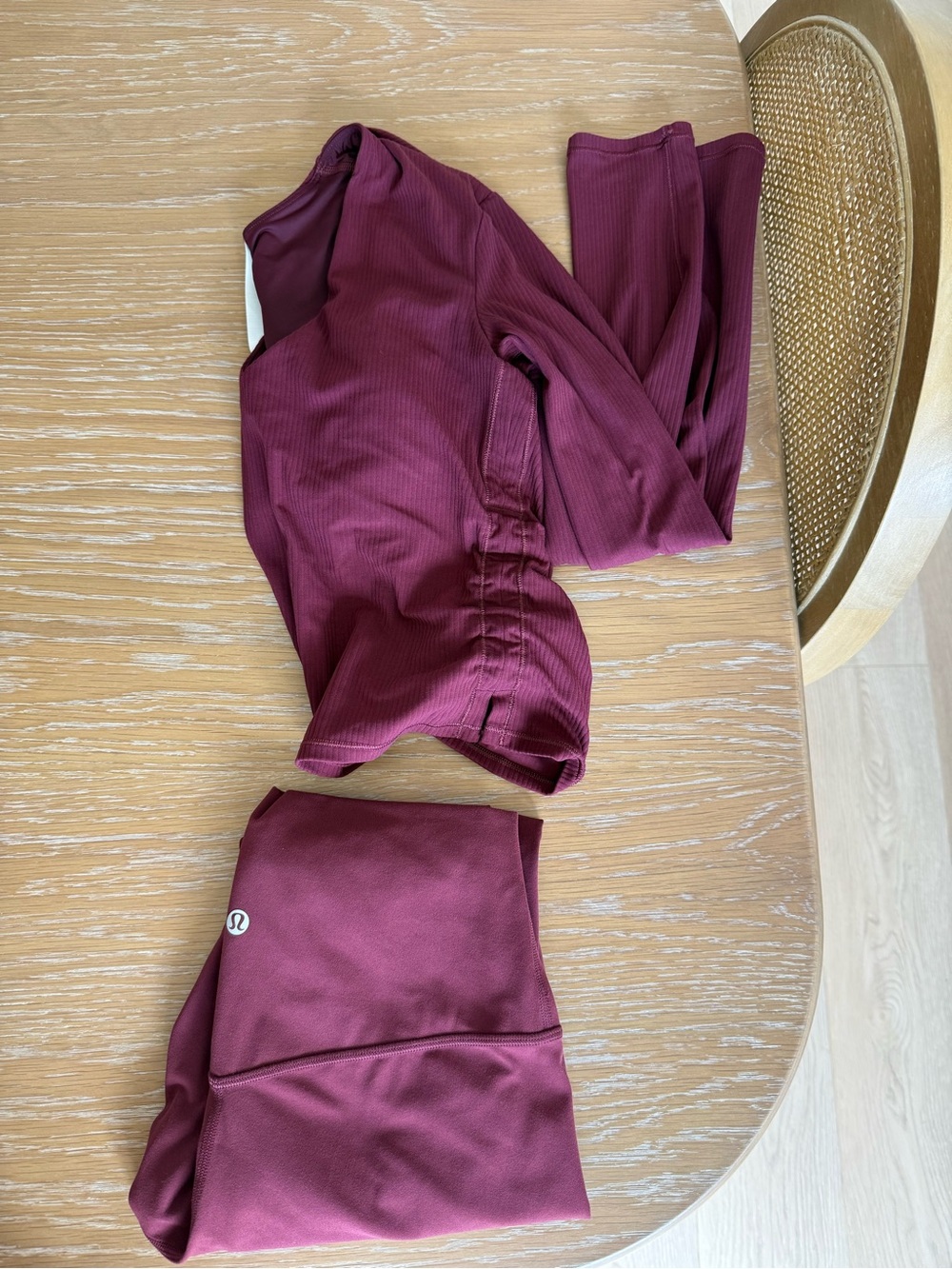 Lululemon Align Pant 25” and long sleeve V neck set